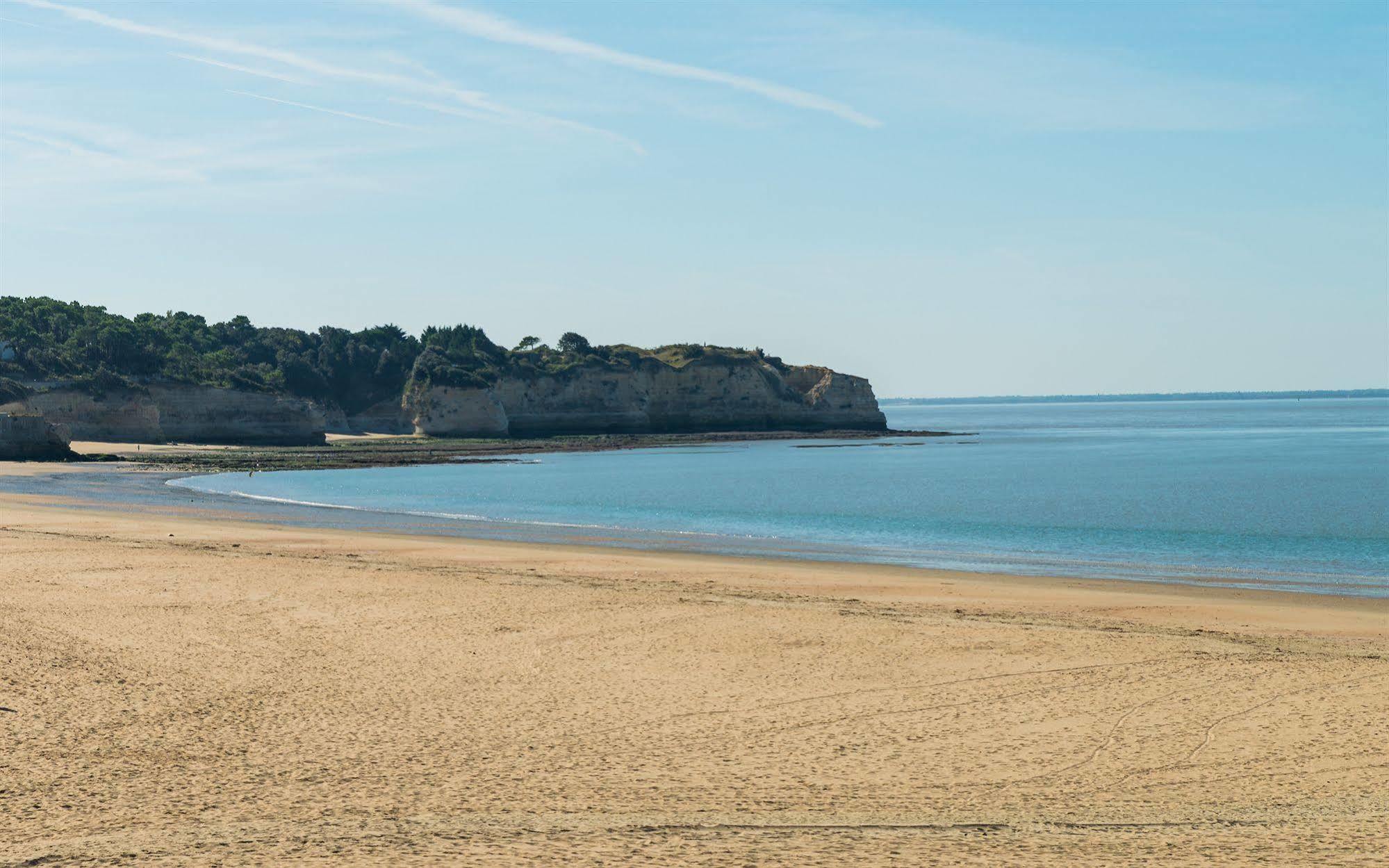 Lagrange Vacances Les Maisons De Saint Georges Bagian luar foto